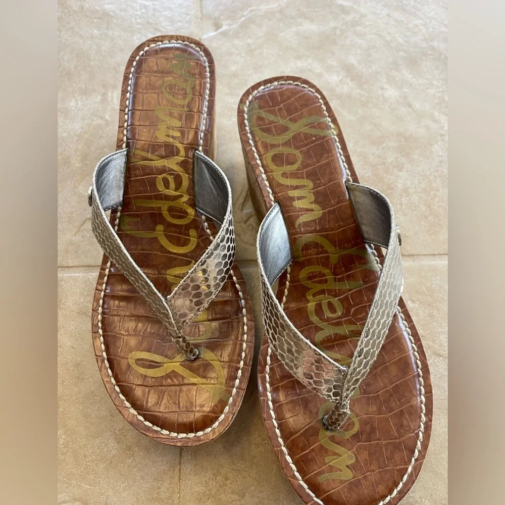 Gorgeous Sam Edelman leather and cork wedges! - Picture 3 of 10